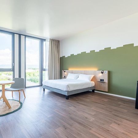 B&B Hotel Geneva Airport Vernier Bagian luar foto