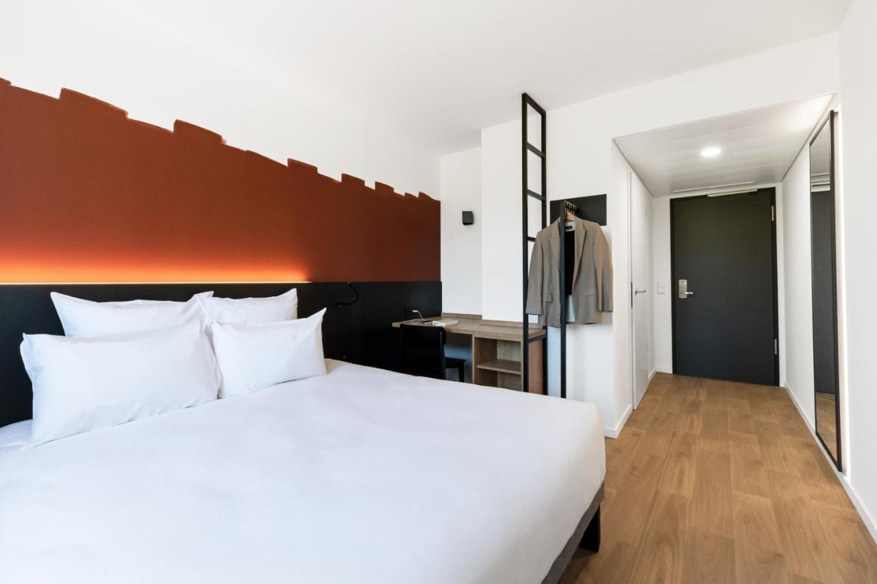 B&B Hotel Geneva Airport Vernier Bagian luar foto